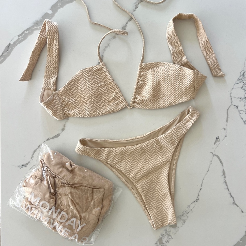 Monday Swimwear Vanilla Chevron Bikini + Sarong S/M